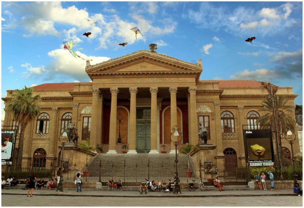 Appartamentino Al Massimo Palermo Bagian luar foto