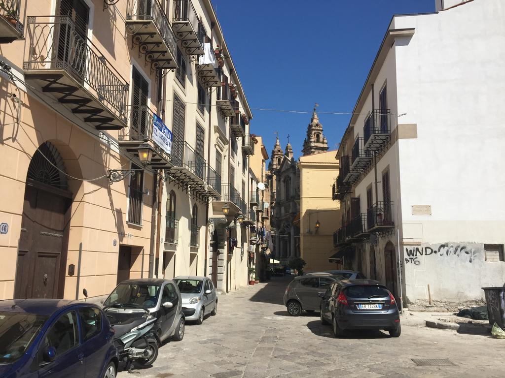 Appartamentino Al Massimo Palermo Bagian luar foto